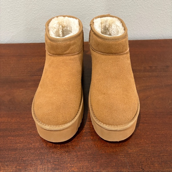 Project Cloud Huggy Platform Suede Ankle Boot - Picture 2 of 9